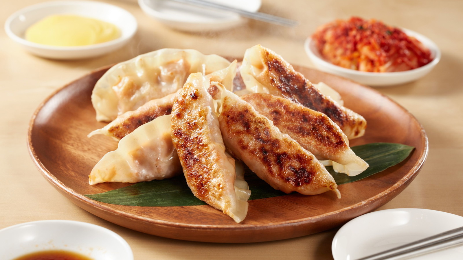 Image of Wontons frits au porc et crevettes (Zhá Yún Tūn)