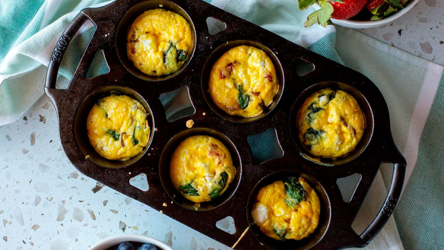 Image of Mini frittatas de queso y espinacas