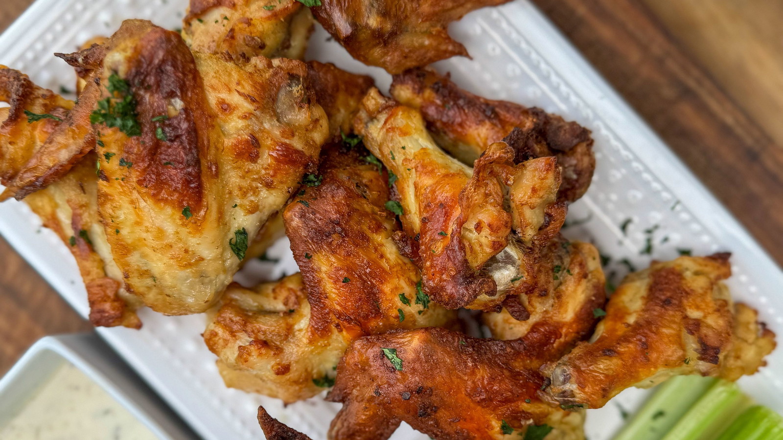 Image of Crispy and Zesty Chicken Wings