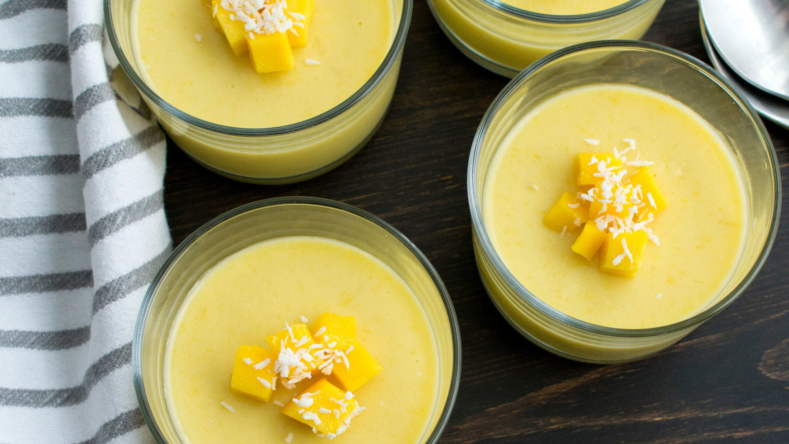 Image of Flan au lait de coco et mangue
