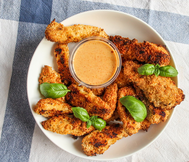 Cereal Chicken & Salted Egg Yolk Sauce