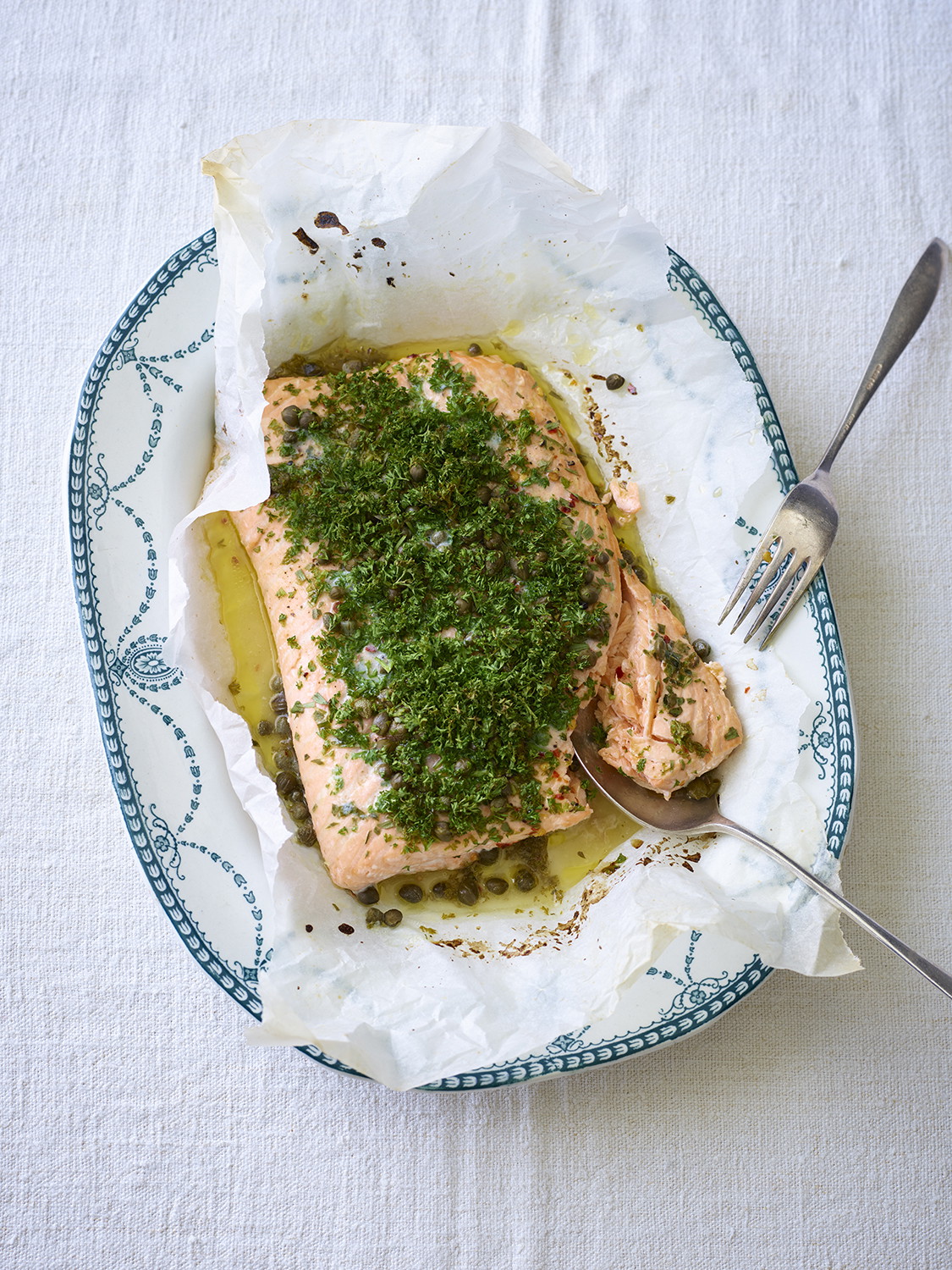 Baked Whole Salmon Fillet with Tarragon & Lime
