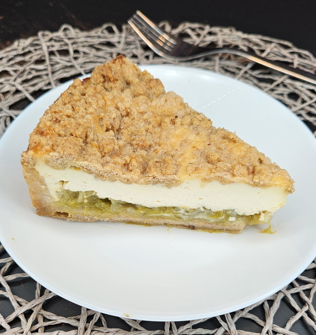 Image of Schmand-Streusel-Rhabarberkuchen
