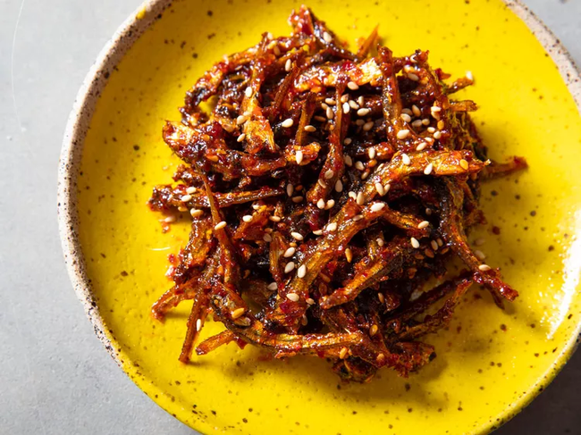 Myeolchi Bokkeum (Stir-Fried Anchovy Banchan)