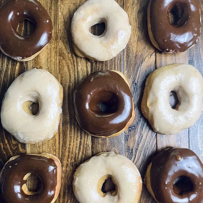Image of CAROB GLAZED SOURDOUGH DOUGHNUTS
