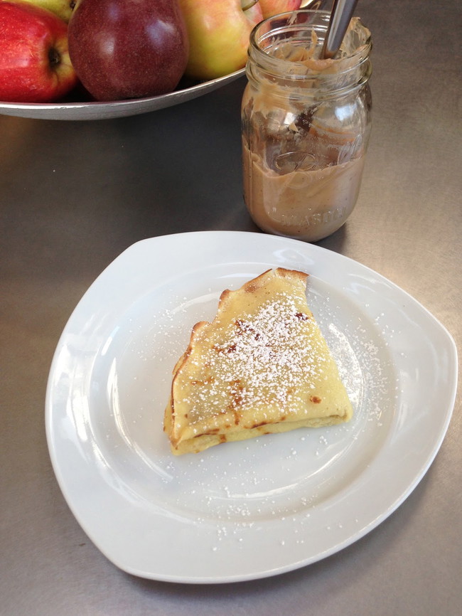 Crêpes avec Crème de Marrons (sweet chestnut cream)