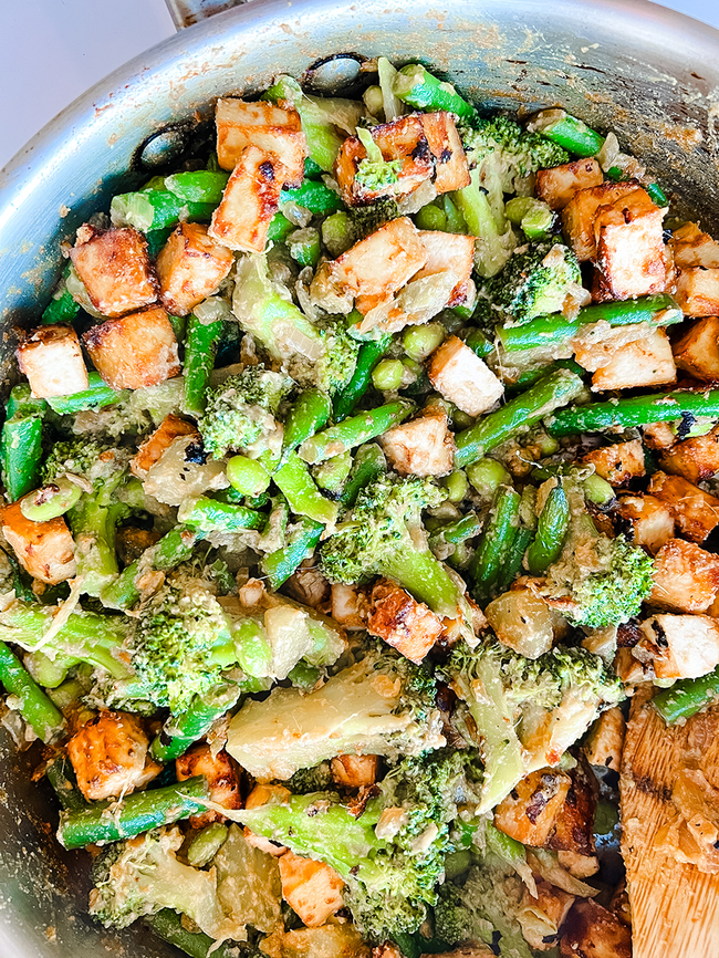 Green Veggie Stir Fry with Tofu and Sesame Ginger Sauce