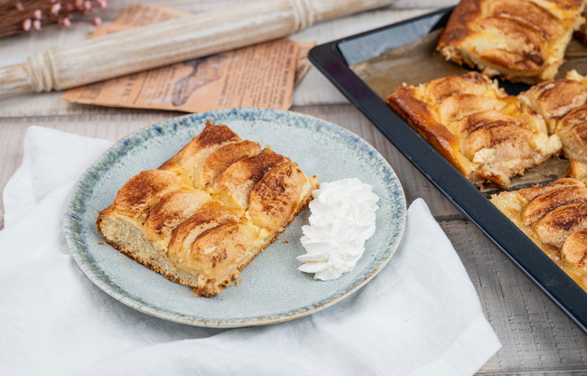 Image of Apfelkuchen mit Hefeteig