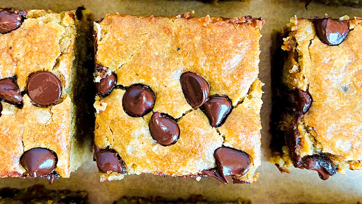 Chocolate Chip Banana Bars