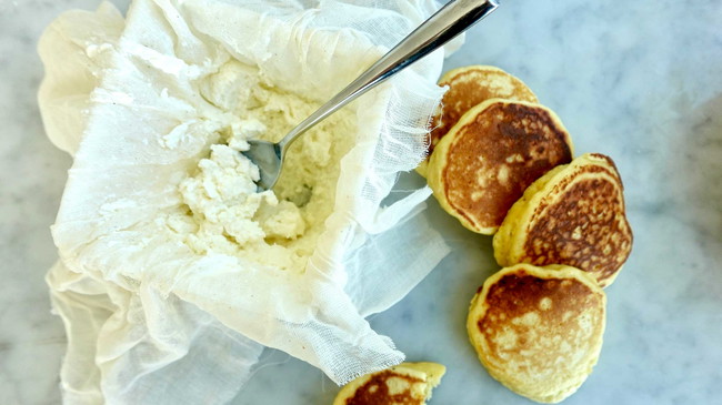 Image of Recipe: Fluffy Ricotta Pancakes 