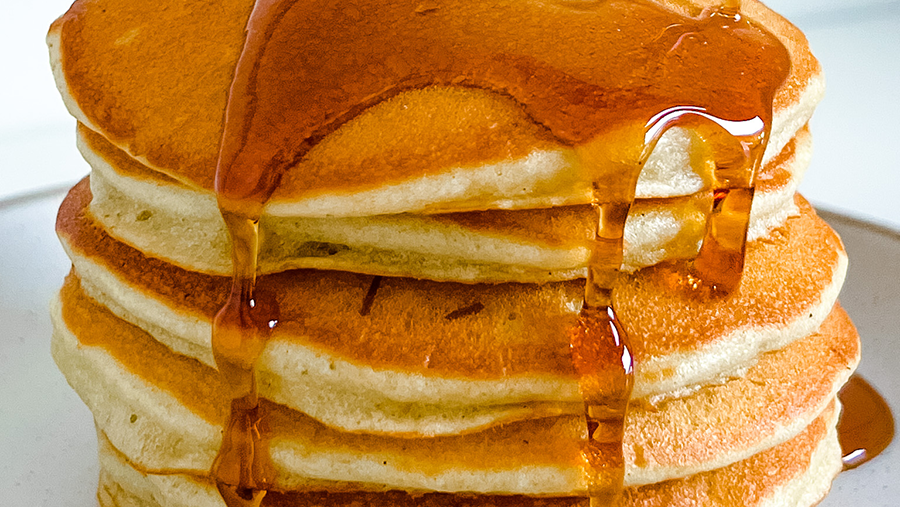 One-Pot Yogurt Pancakes