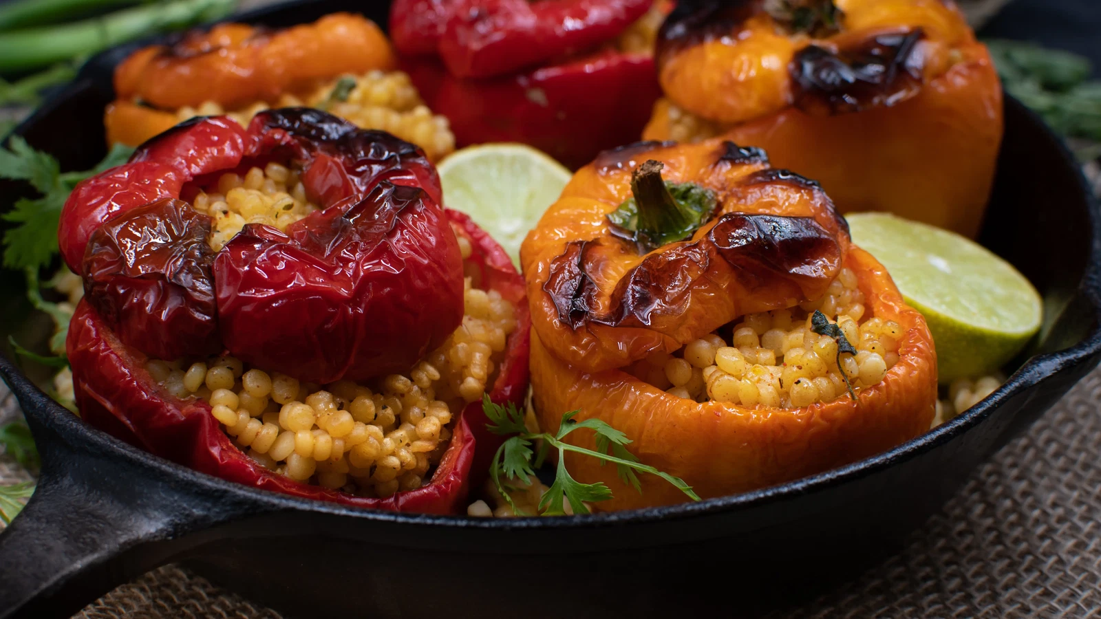 Image of Vegetarische gefüllte Paprika vom Grill