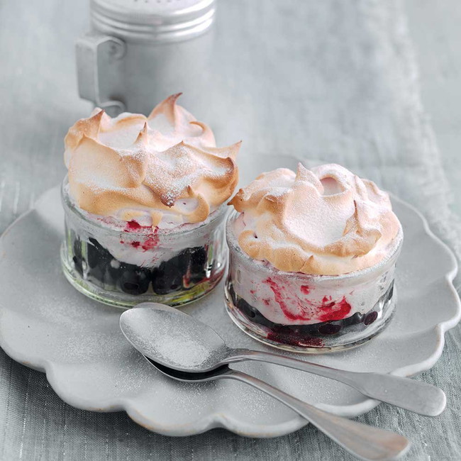 Hot Fruity Meringue Souffl�s