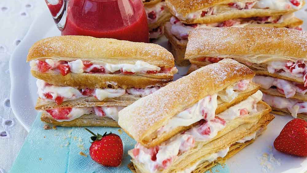 Strawberry??Puffs