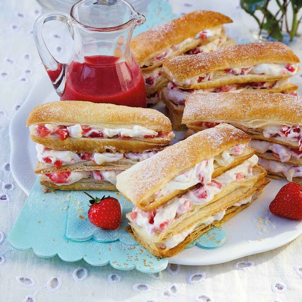 Strawberry Puffs