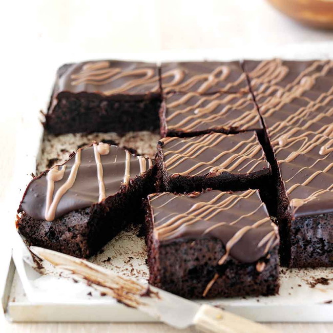 Chocolate Fudgey Cake