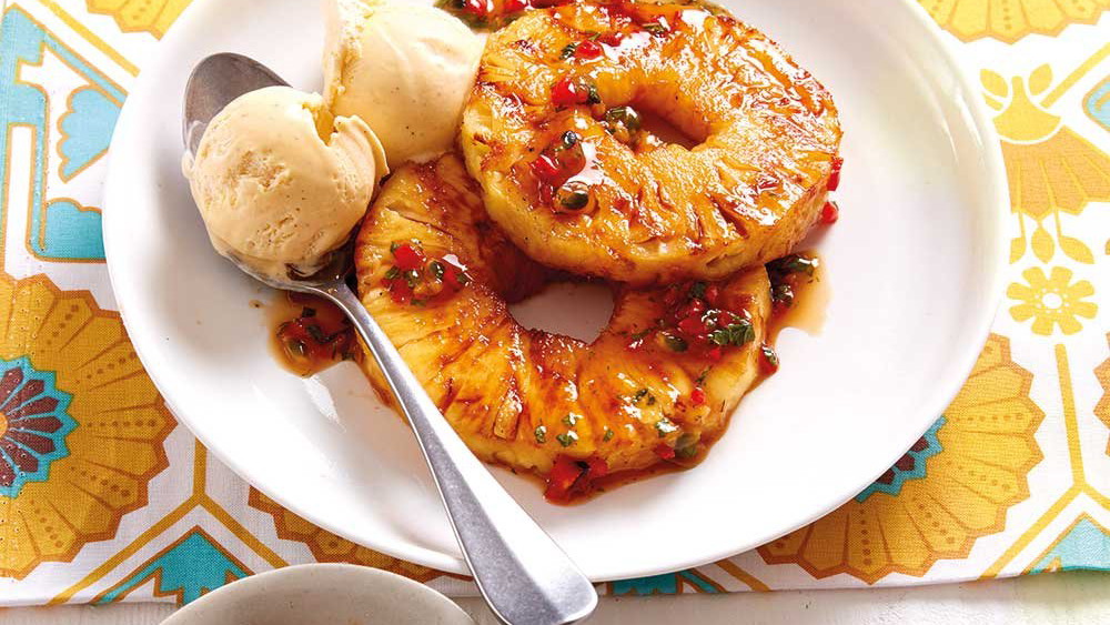 Pineapple with Hot Passion Rum Sauce