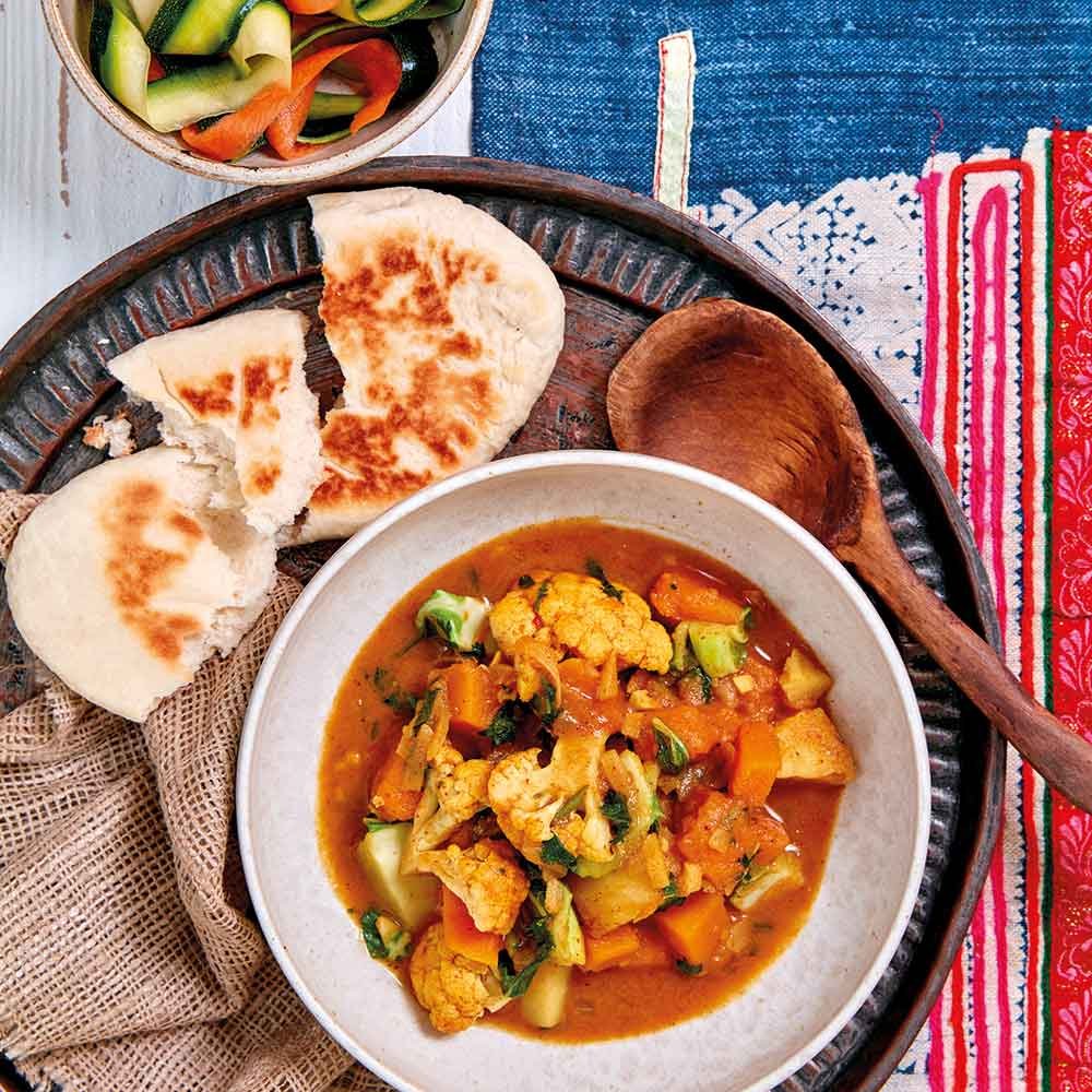 Winter Veg Curry with Pickle & Naan