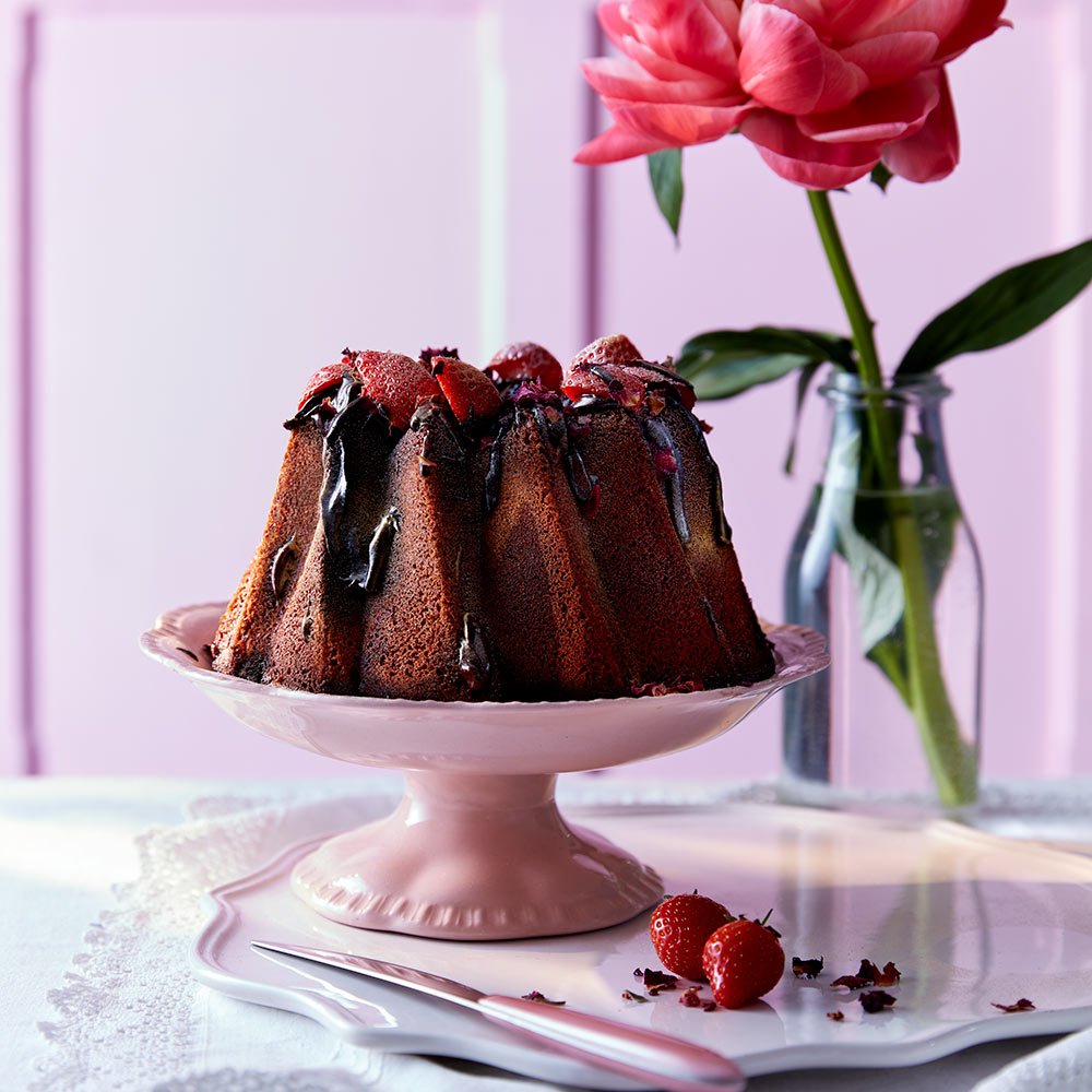 Chocolate, Strawberry and Rose Marble Crown Cake
