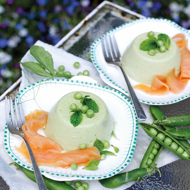 Minted Pea Panna Cotta with Smoked Salmon