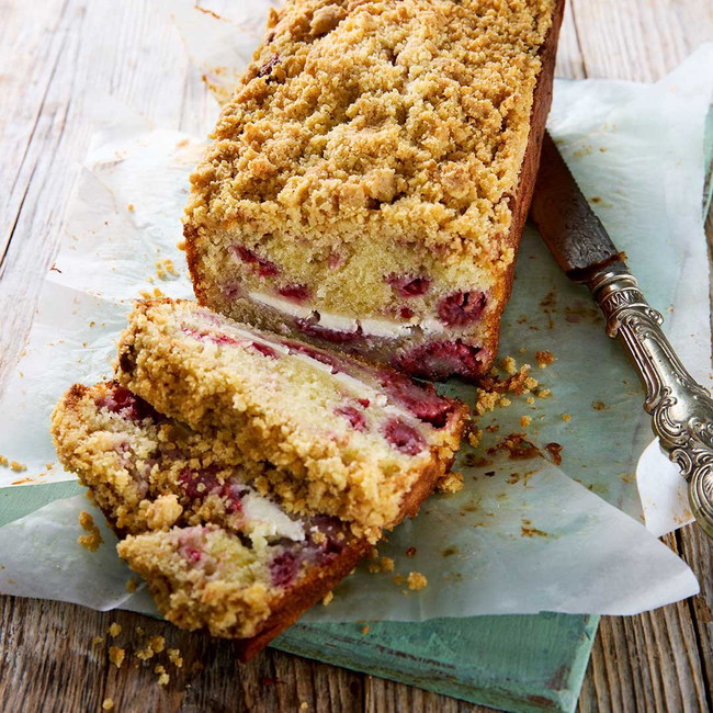 Raspberry & Cream Cheese Streusel Cake