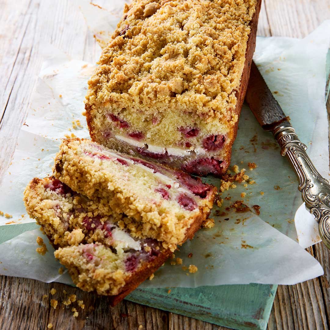 Raspberry & Cream Cheese Streusel Cake