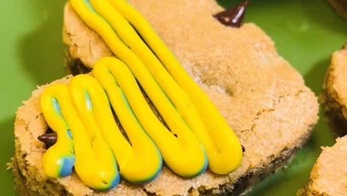 Valentine's Day Super Bowl Cookies