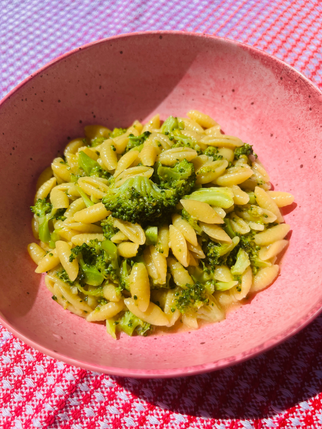 One-Pot Garlic Girl Broccoli Pasta