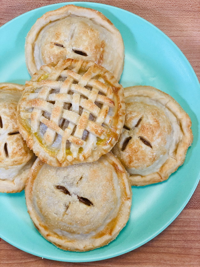 Salted Caramel Apple Pie Pop Tarts