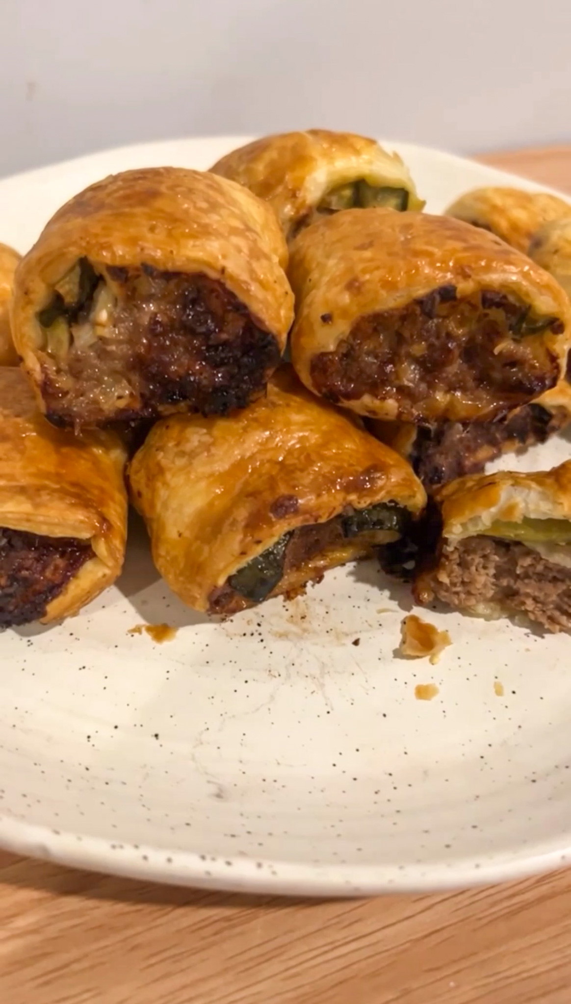 Airfryer Cheeseburger Sausage Rolls