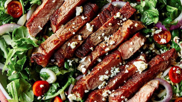 Grassfed steak salad