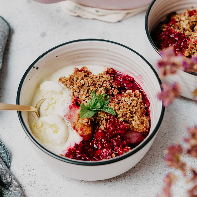 Image of Apple Cider & Boysenberry Crumble