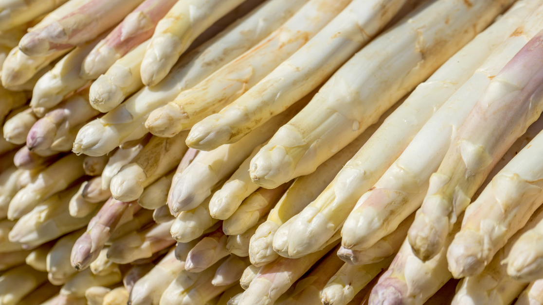 cuisson asperges blanches, asperge à la vapeur, bien cuir les asperges, asperges à la poêle, asperge au four, turions, légume primeur, recette printanière, légume de saison