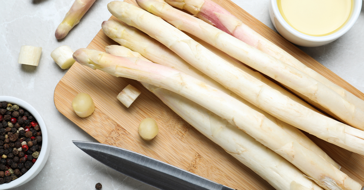 Image of 4️⃣ Vérifie la cuissonPique la base avec la pointe d’un...