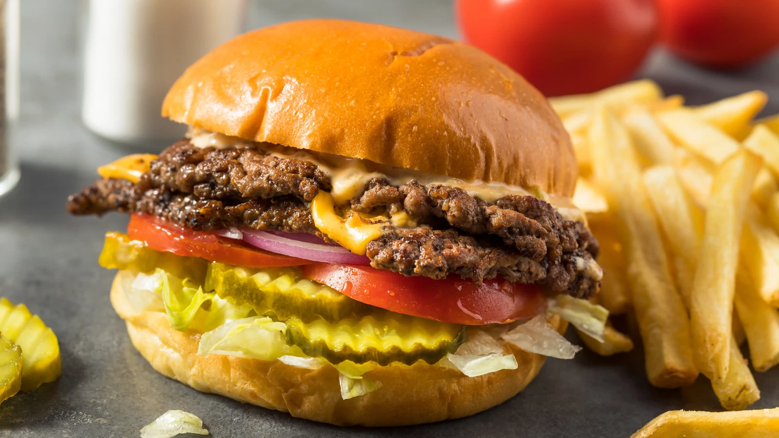 Image of Smash Burger vom Grill – saftig & schnell gemacht