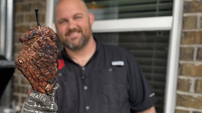 Image of How to Smoke & Sear a Tomahawk Steak