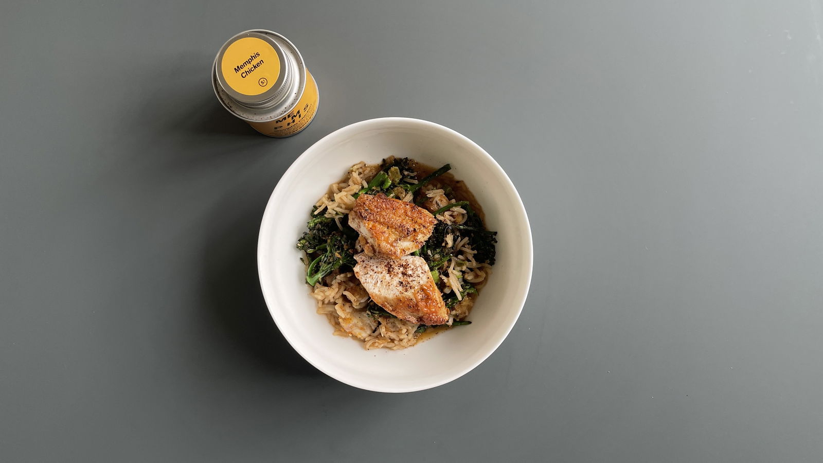 Stubenküken mit Wildem Brokkoli, Pankobrösel und Kaffeebohnen – STAY ...