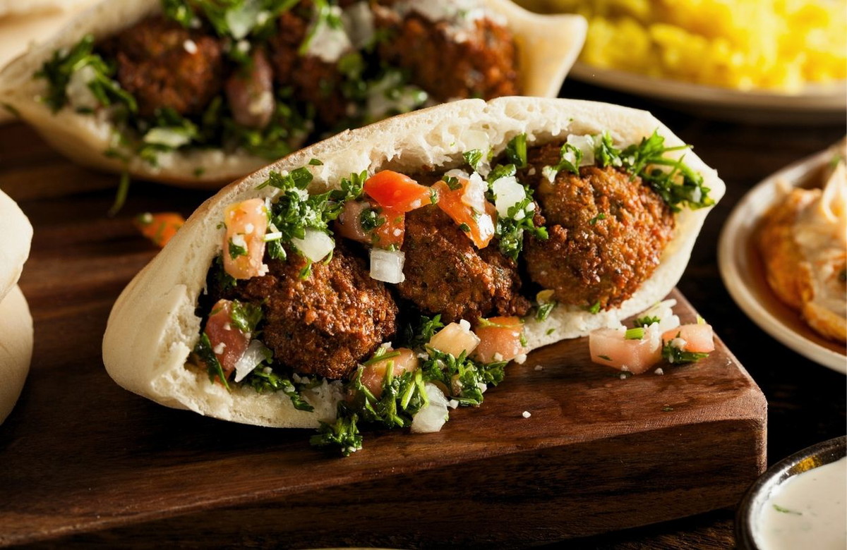 Middle Eastern Falafel – Crispy, Herby & Vegan 🧆 