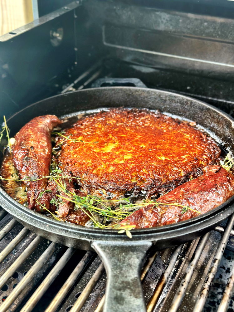 Image of Lägg upp rårakan på en tallrik, tranchera upp köttet och...