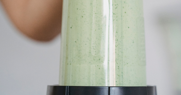 Image of 3️⃣ Mix expressBlende 45 s à pleine puissance jusqu’à texture...