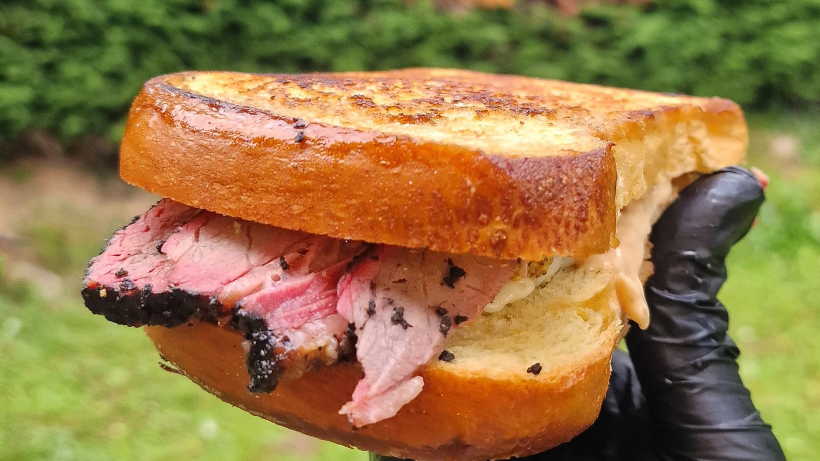 Image of Pastrami sandwich come a New York! 