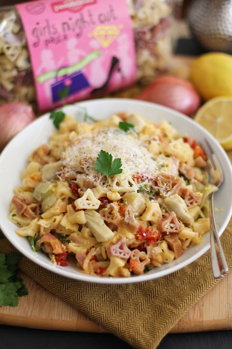 Lemon Shallot Pasta with Sun Dried Tomatoes