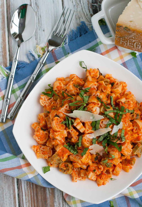 Creamy Roasted Red Pepper Pasta