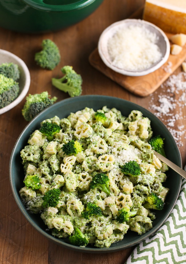 Image of Creamy Broccoli Pasta
