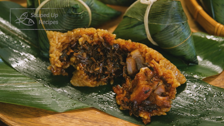 Image of Unwrap the zongzi and enjoy. Zongzi can stay good in the freezer for 4 months and 5 days in the fridge.