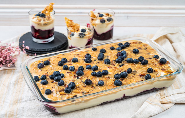 Image of Blaubeer-Mandel Dessert