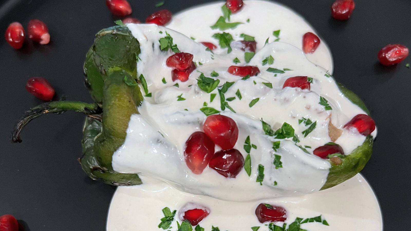 Chiles en nogada