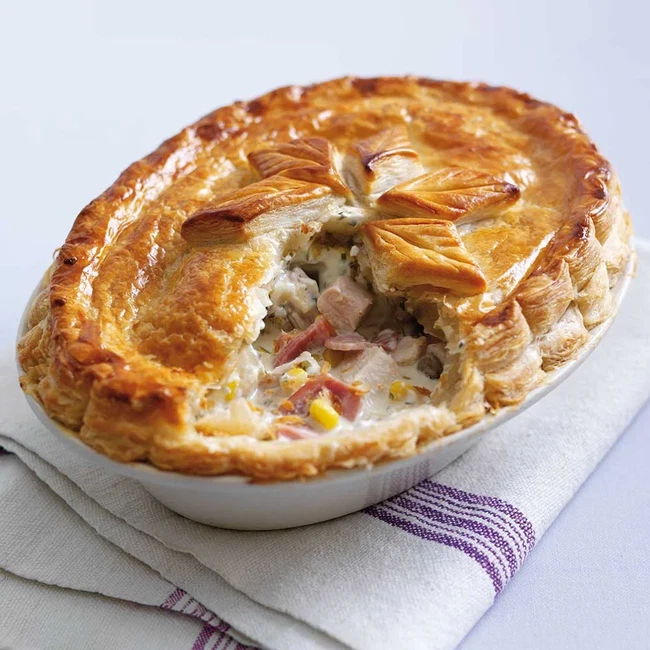 ,Chicken, Mushroom & Ham Pie
