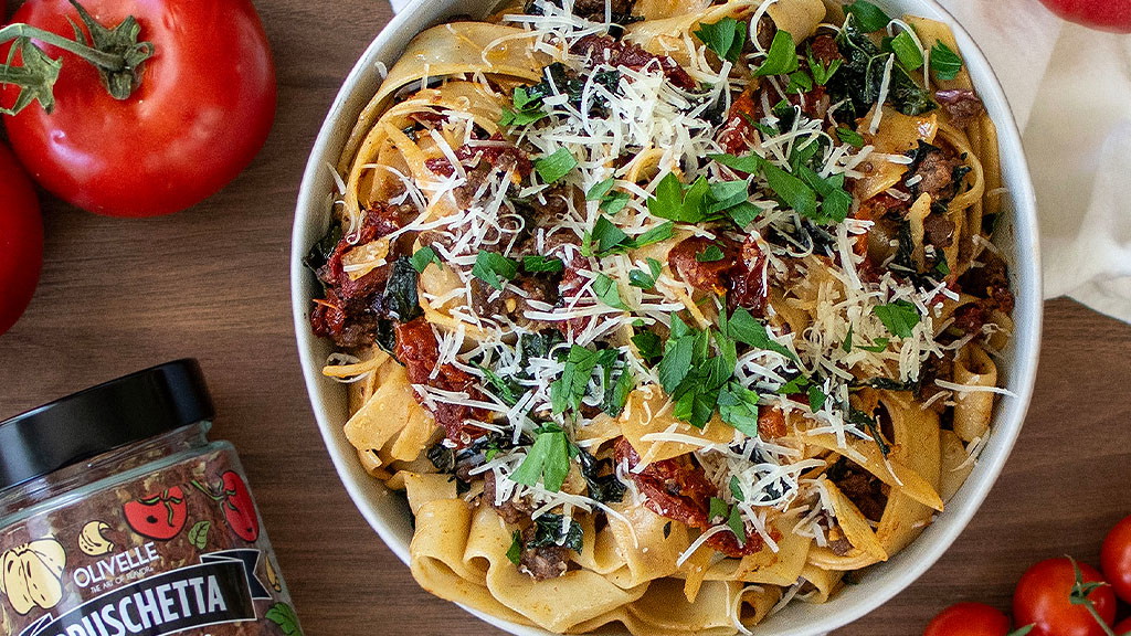 Sun-Dried Tomato, Sausage &amp; Kale Pasta-image