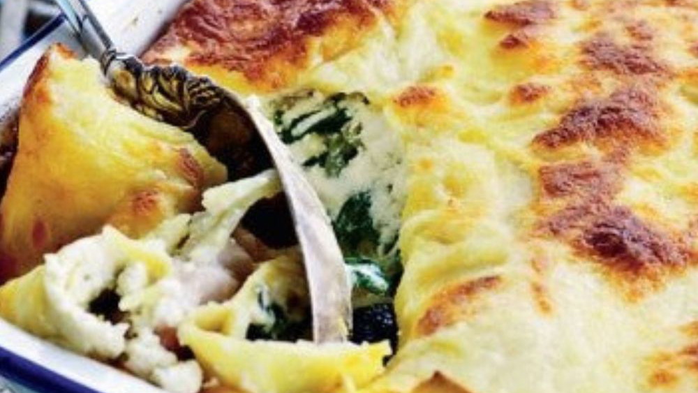 Image of LASAGNE MED TORSK, APPELSIN, FENNIKEL OG SPINAT